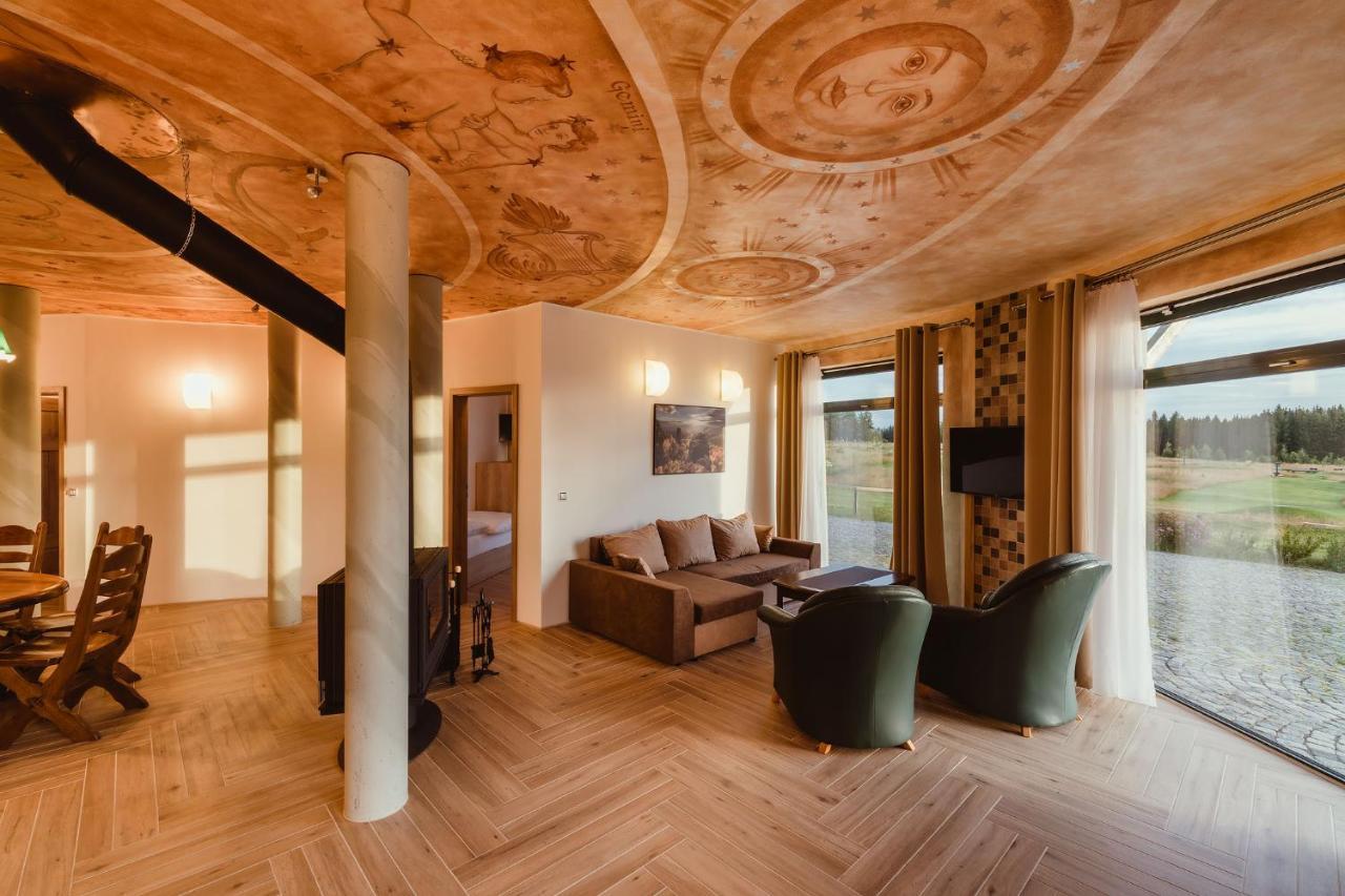 Hotel Dymnik *
